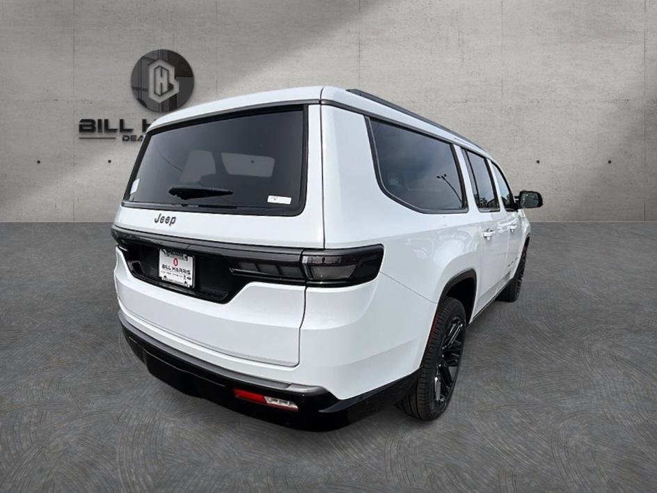 New 2026 Bright White Clear-Coat Exterior Paint Jeep Limited Reserve image 6