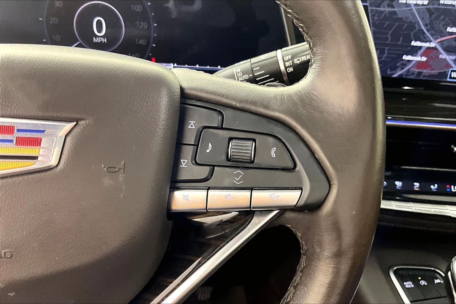 Used 2021 CRYSTAL WHITE TRICOAT Cadillac Sport image 24
