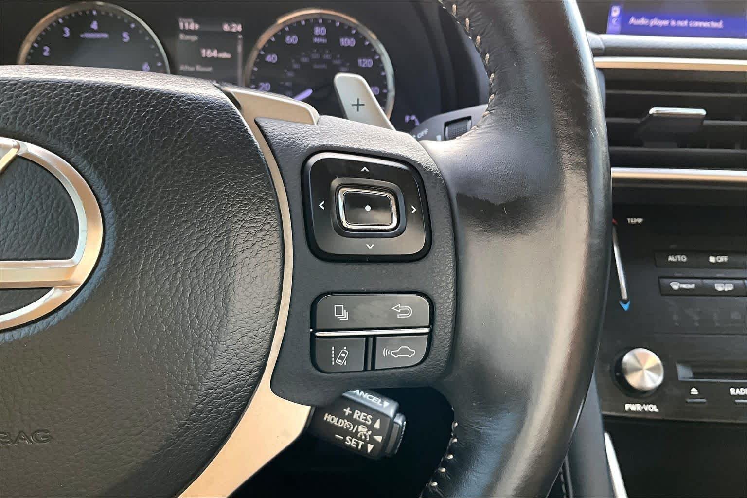 Used 2018 Eminent White Pearl Lexus  image 24