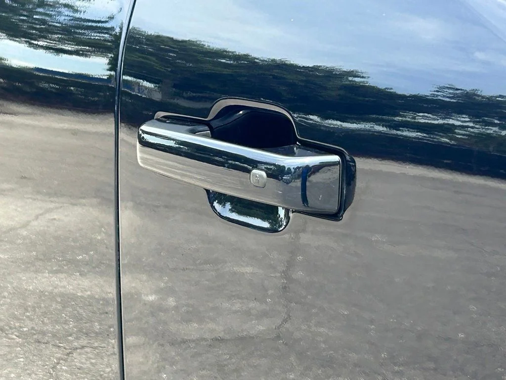 Used 2022 Antimatter Blue Metallic Ford Tremor image 21
