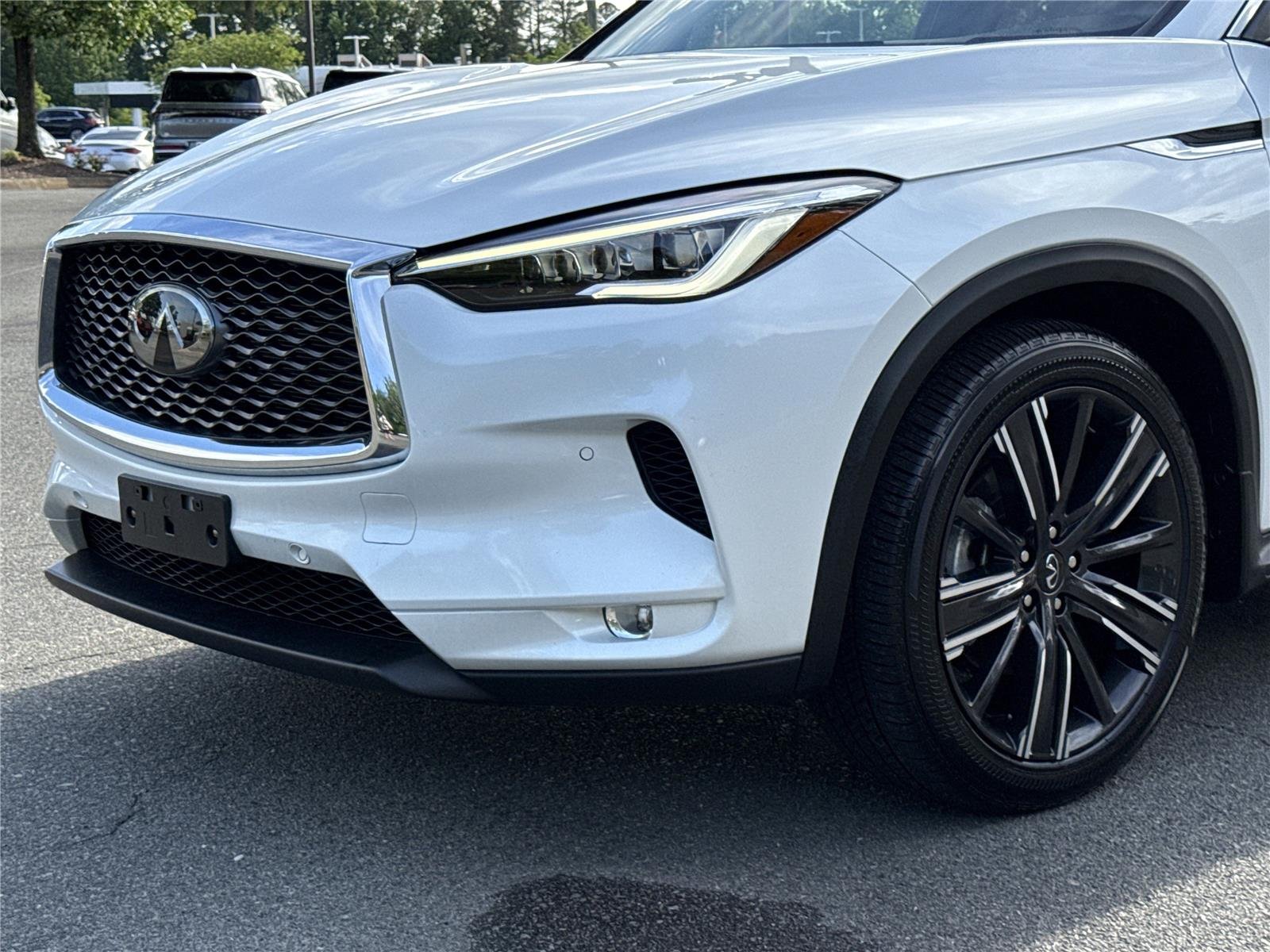 Used 2023 Radiant White INFINITI SENSORY image 32
