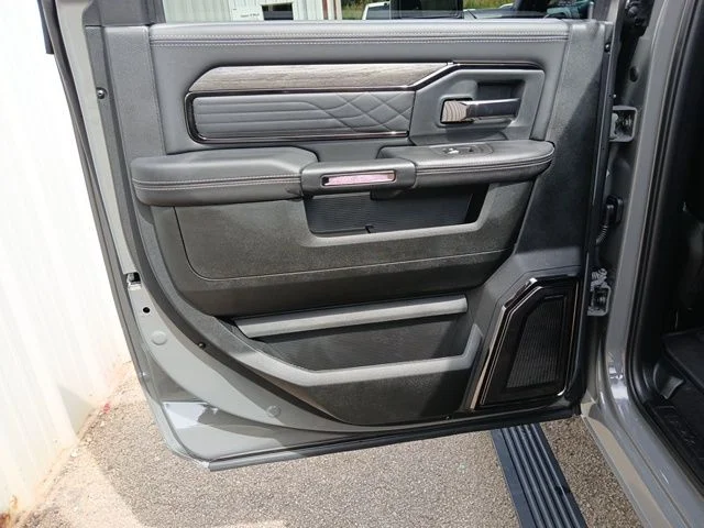 New 2026 Ceramic Gray Clear-Coat Exterior Paint RAM Limited image 26