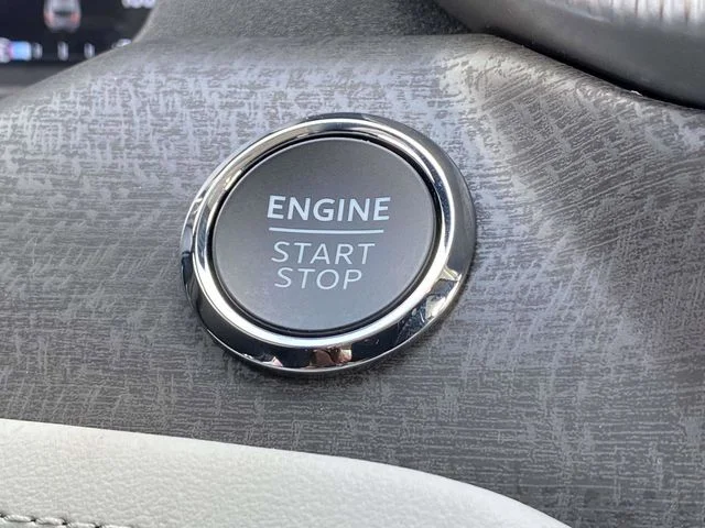 New 2026 Space White Metallic Ford Platinum™ image 18