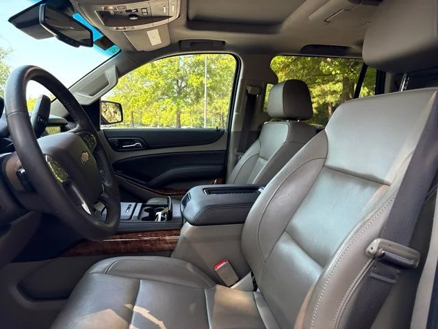 Used 2018 White Chevrolet Premier image 9