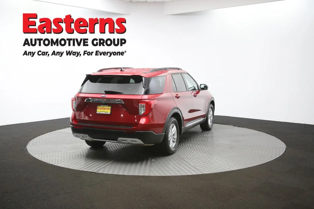 Used 2023 Red Ford XLT image 40