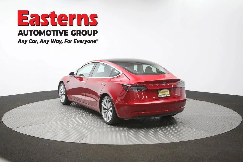 Used 2018 Red Tesla Long Range image 61