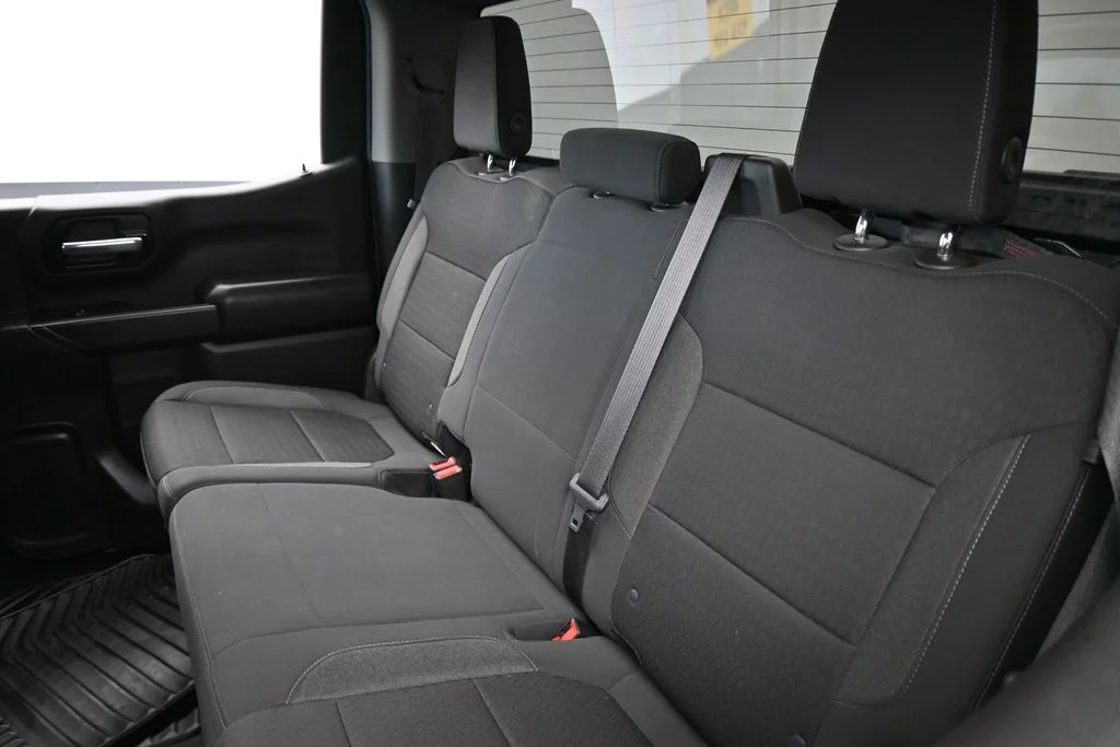 Used 2022 Summit White Chevrolet Custom image 35