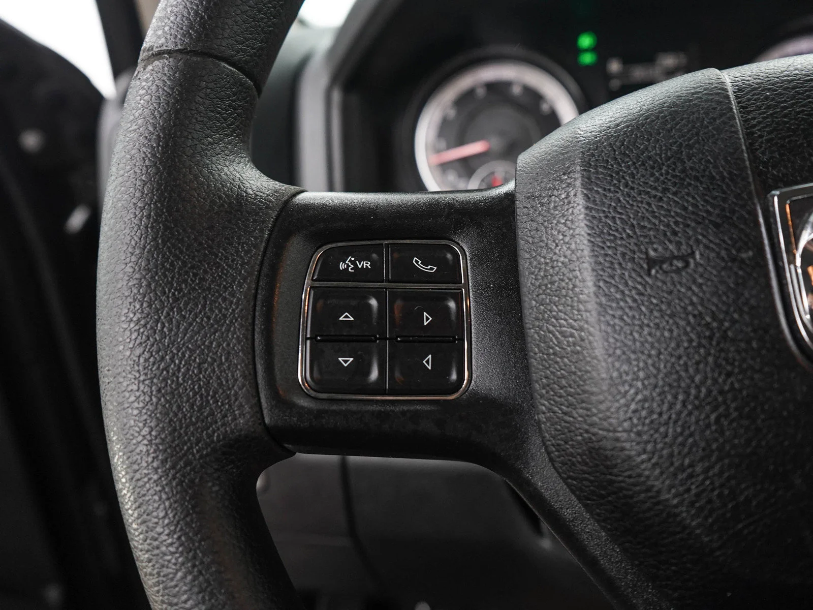 Used 2018 Brilliant Black Crystal Pearlcoat Ram Express image 24