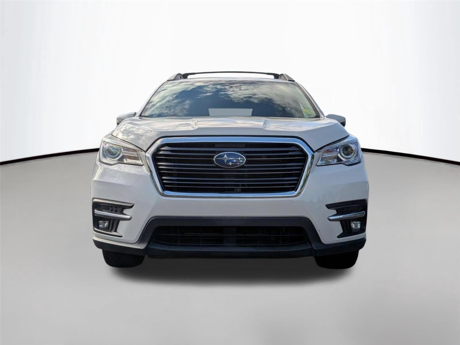 Used 2020 Crystal White Pearl Subaru Limited image 8