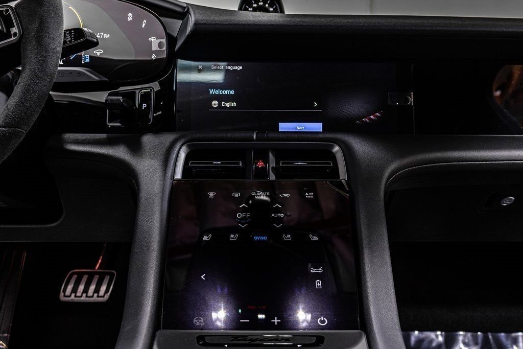 2025 Porsche Taycan S - Photo 15