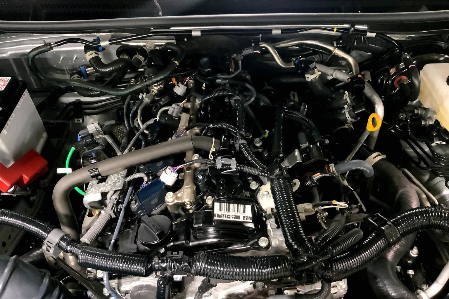 Used 2025 Cutting Edge Toyota SR5 image 33