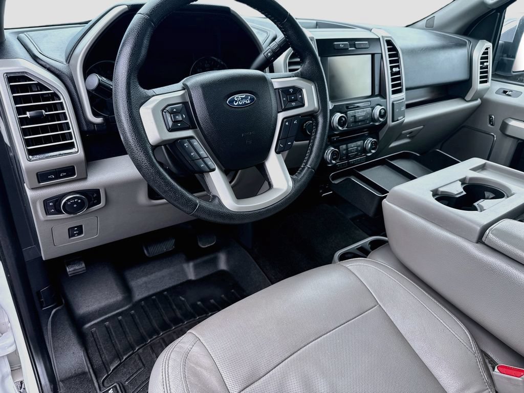 Used 2015  Ford XLT image 9