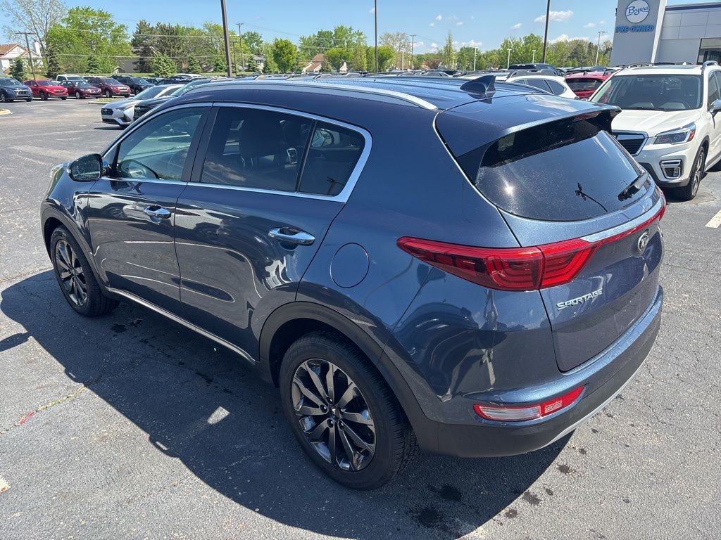 Used 2018 Blue Kia EX image 5