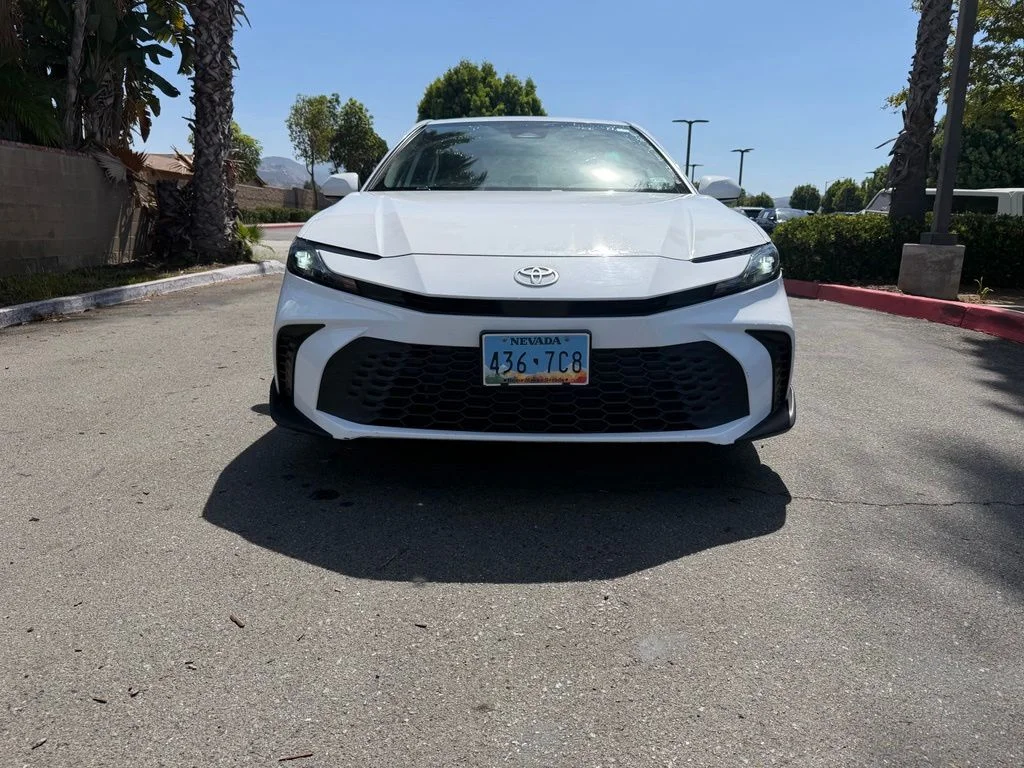 Used 2025 White Toyota SE image 3