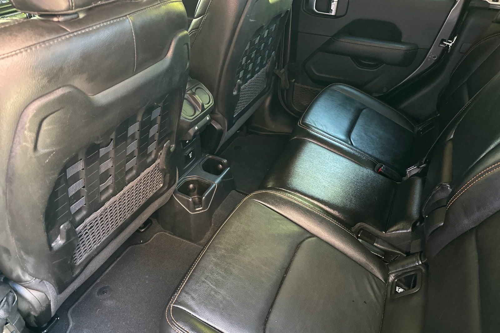 Used 2022 Gray Jeep Mojave image 16