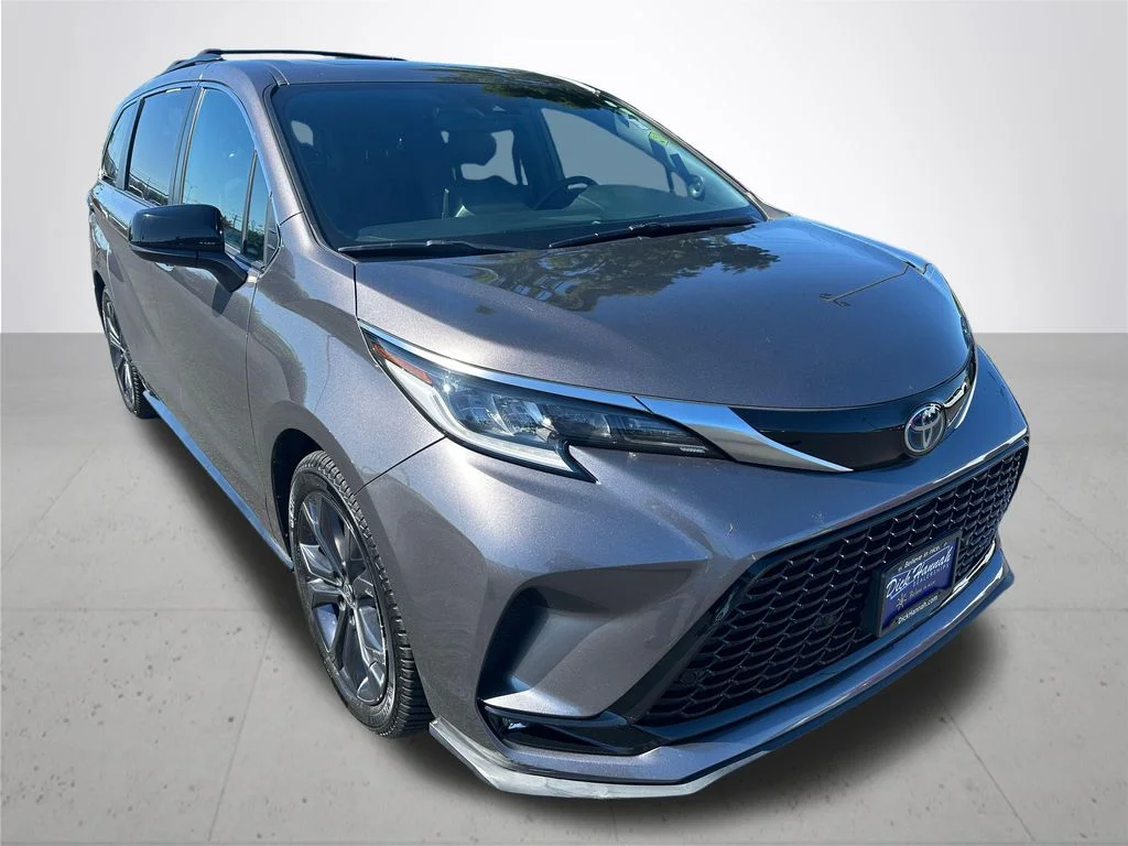 Used 2022 Gray Toyota XSE image 5