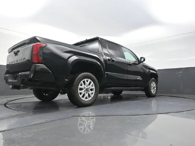 Used 2025 Black Toyota SR5 image 37