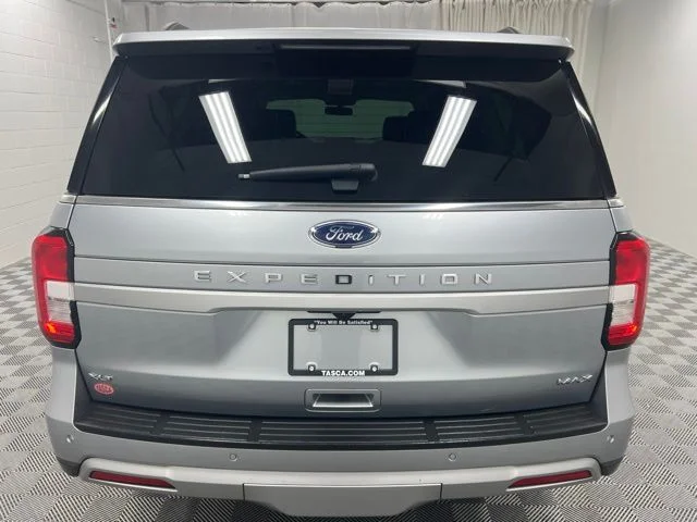 Used 2024 Silver Ford XLT image 7
