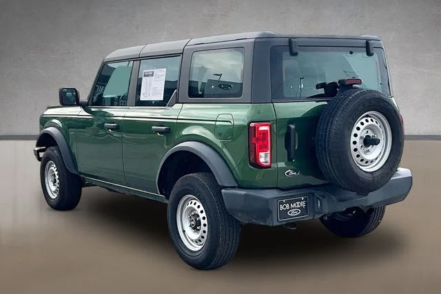 Used 2022 Green Ford Base image 11