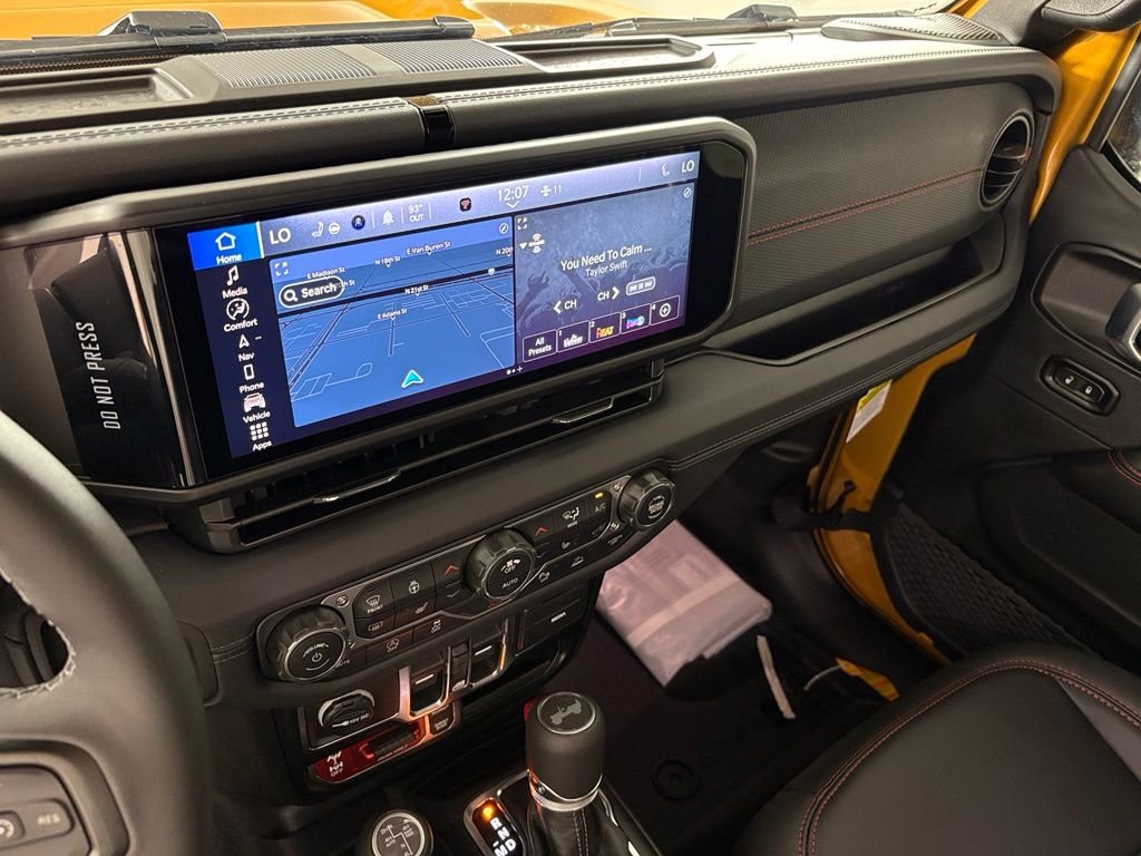 New 2026 Goldilocks Exterior Paint Jeep Rubicon X image 37