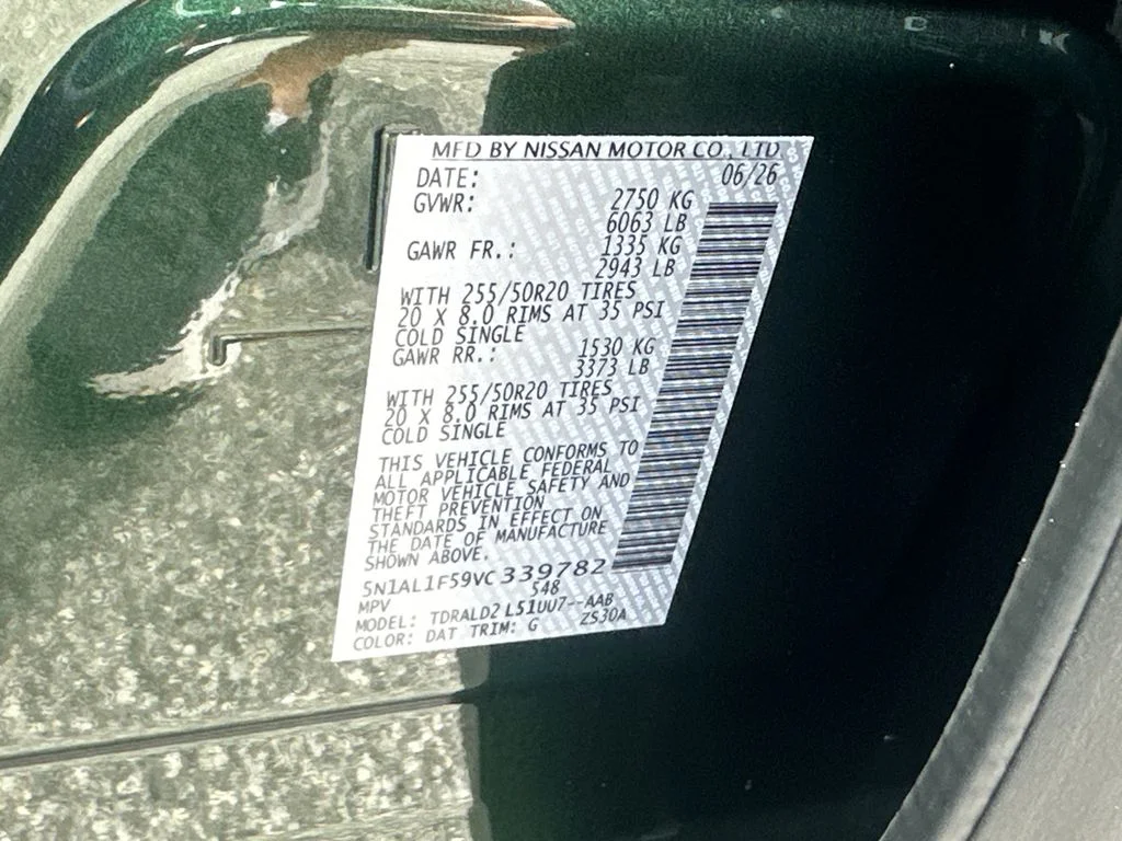 New 2027 DEEP EMERALD INFINITI Luxe FWD image 30