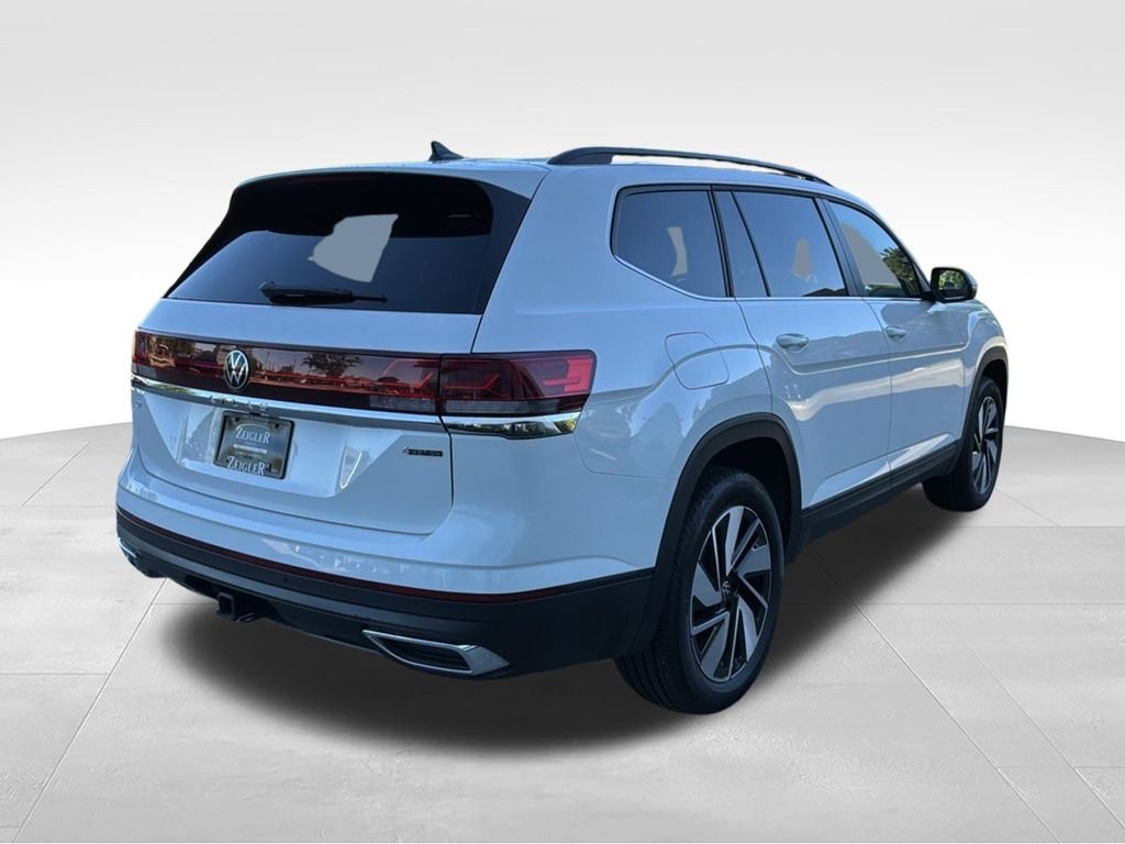 Used 2024  Volkswagen 2.0T SE w/Technology image 6