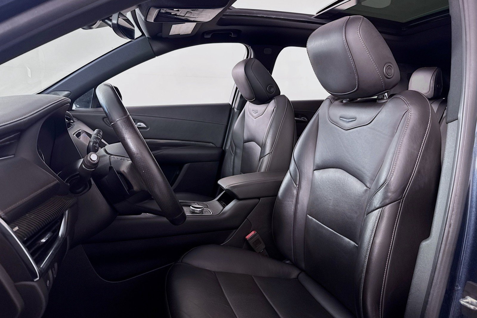 Used 2019 Shadow Metallic Cadillac FWD Sport image 17