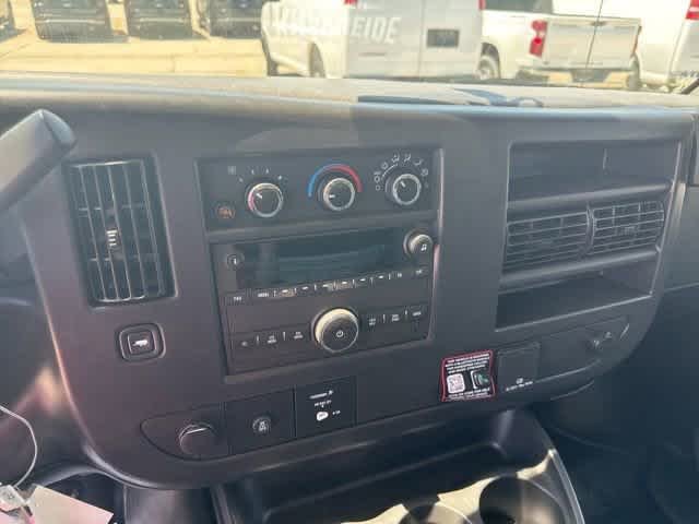 2026 Chevrolet Express Cargo Work Van - Photo 20