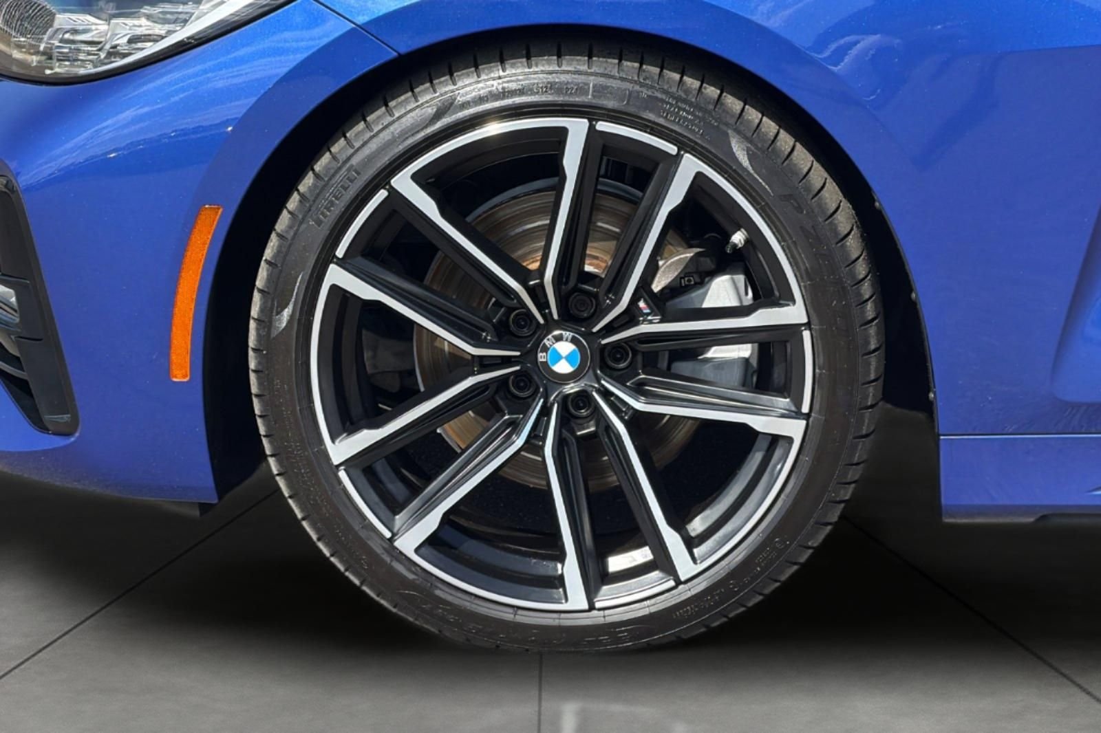 Used 2024 Blue BMW 430i image 3