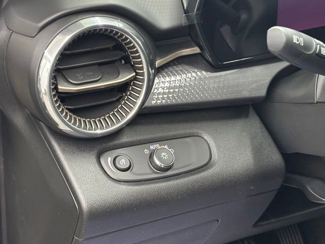 2026 Chevrolet Trax Activ - Photo 16