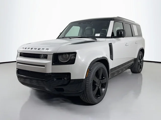 2026 Land Rover Defender 130 X-Dynamic SE