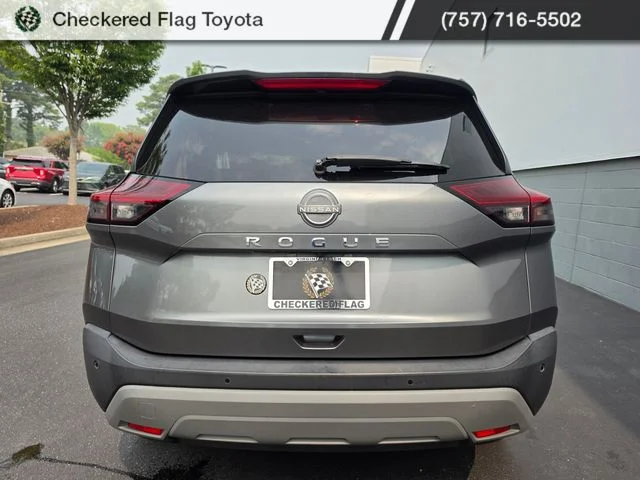 Used 2023 Gun Metallic Nissan S image 6