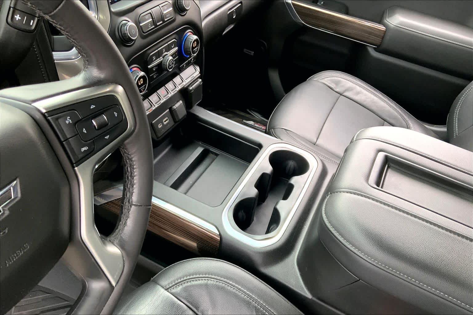 Used 2020 Northsky Blue Metallic Chevrolet LT Trail Boss image 15