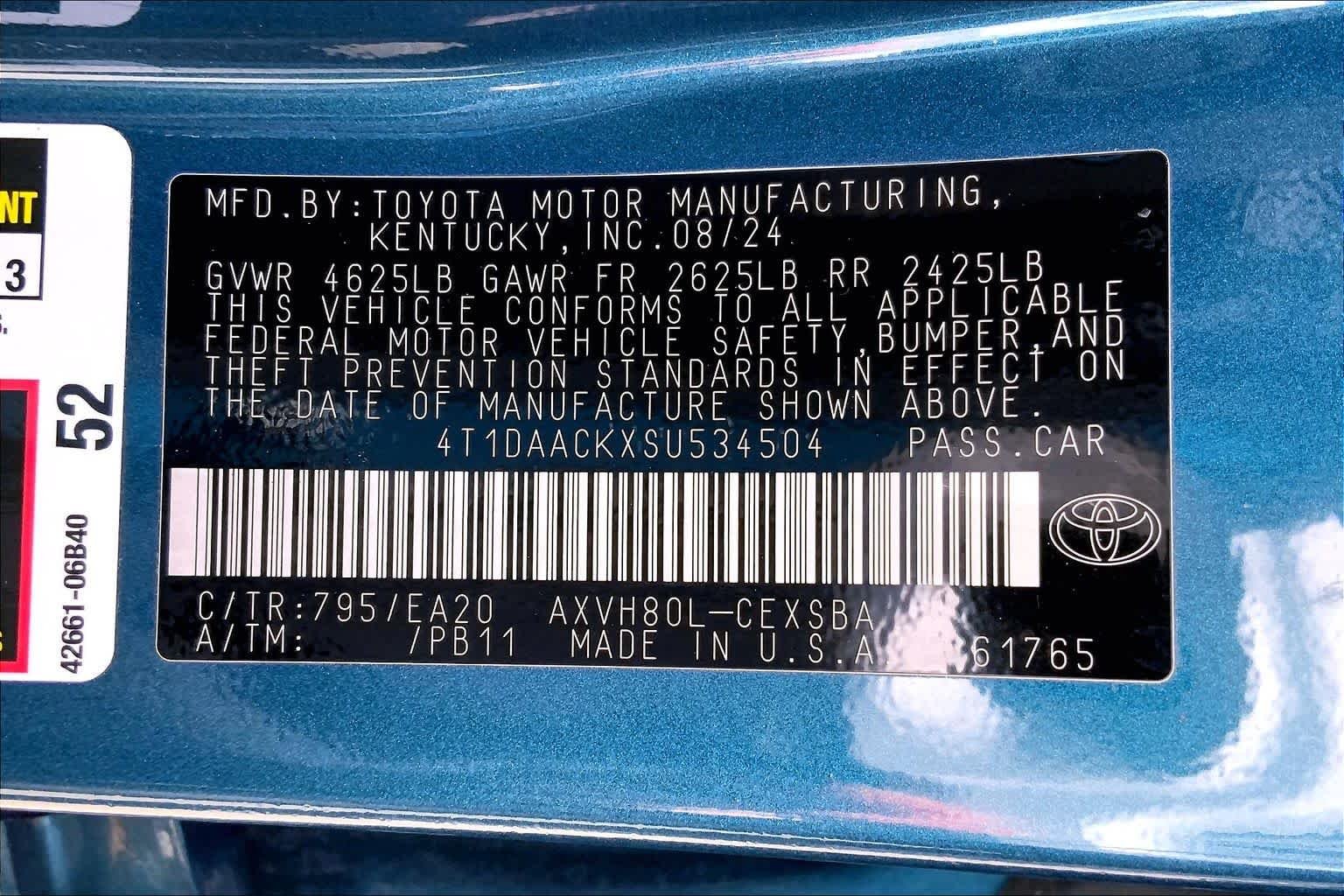 Used 2025 Ocean Gem Toyota SE image 33