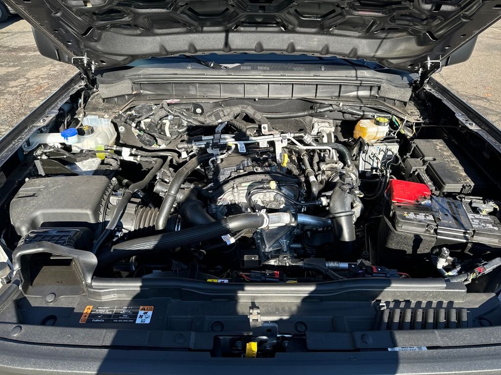 2025 Ford Bronco 4-Door Base - Photo 24