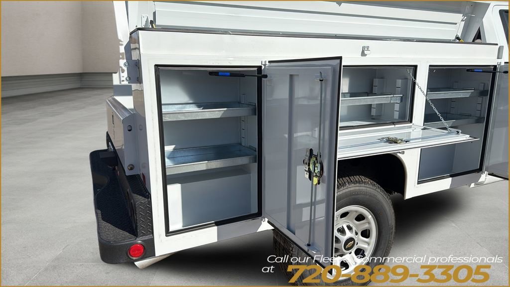 New 2025 Summit White Chevrolet WT image 59