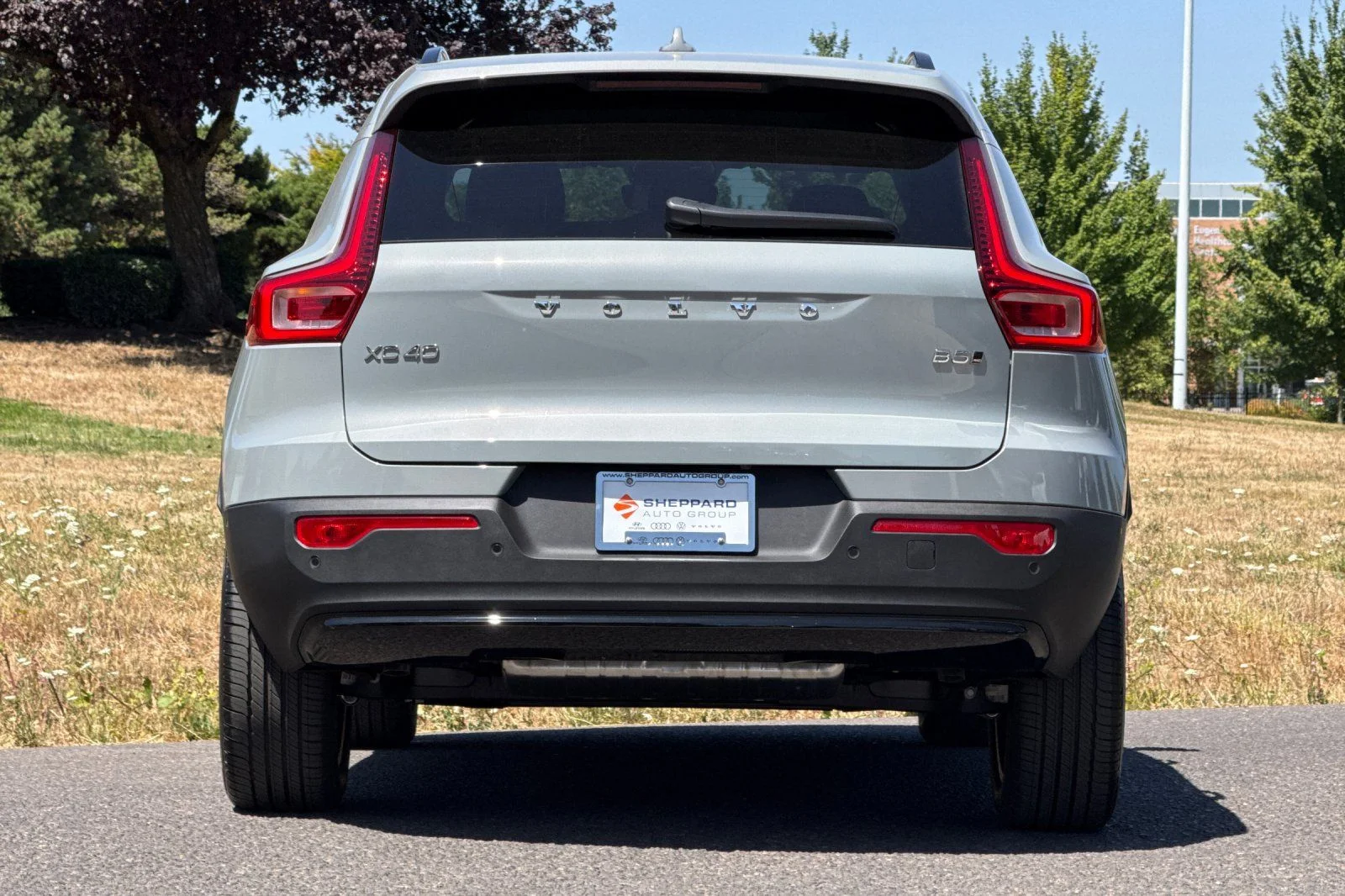 New 2026 Vapour Grey Volvo Plus image 4