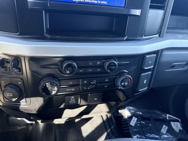 New 2026 Oxford White Ford F-350® XL image 11