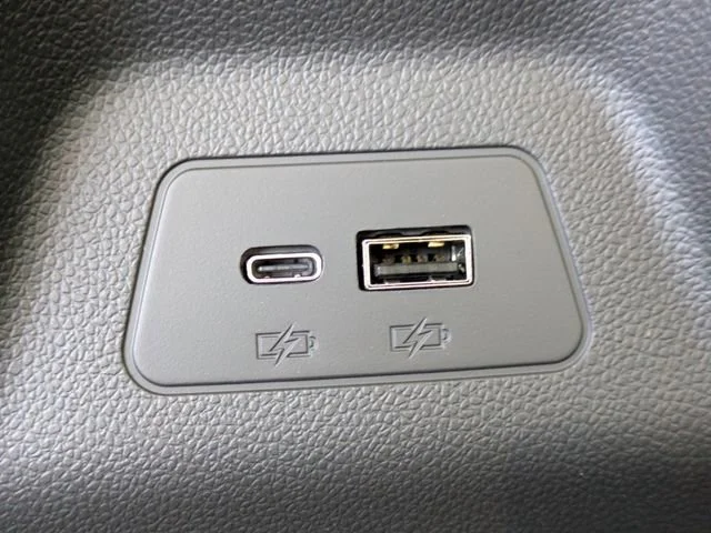 New 2026 Quartz Blue Metallic Buick Preferred image 16