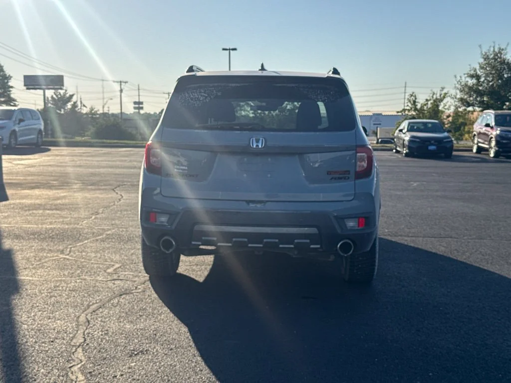 Used 2023 Gray Honda TrailSport image 5