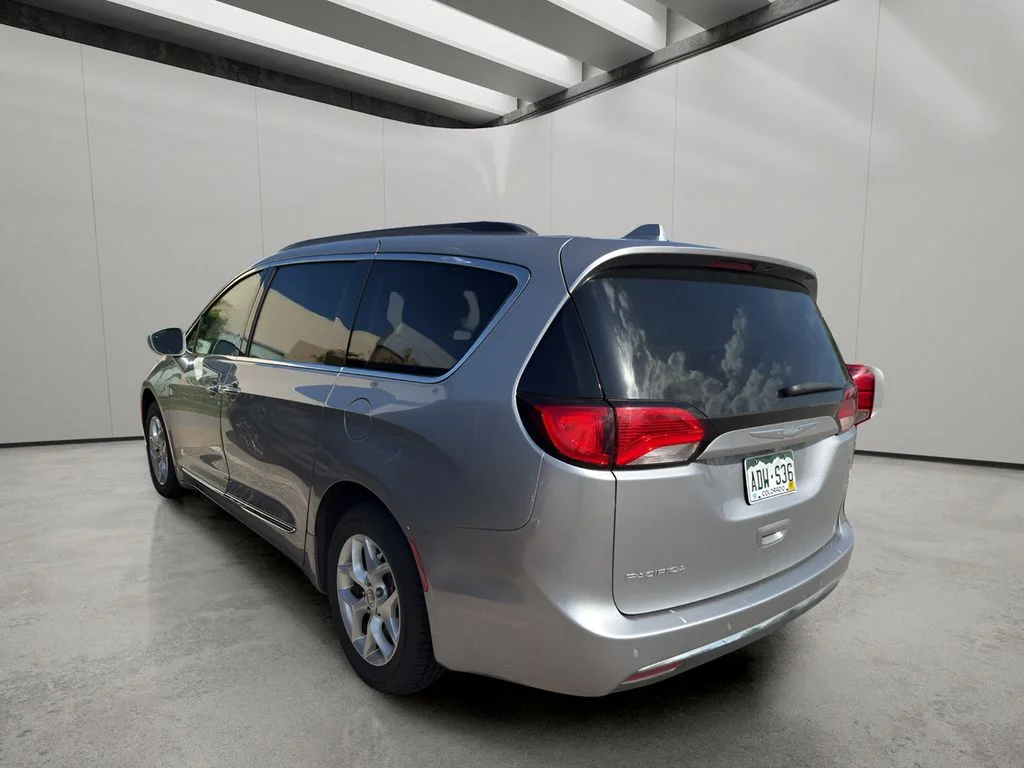 Used 2017 Chrysler Pacifica Touring-L with VIN 2C4RC1BG2HR505702 for sale in Loveland, CO