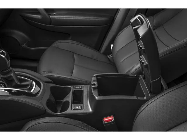 Used 2019 Glacier White Nissan SV image 18