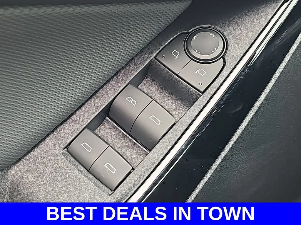 2026 Chevrolet Equinox LT - Photo 28