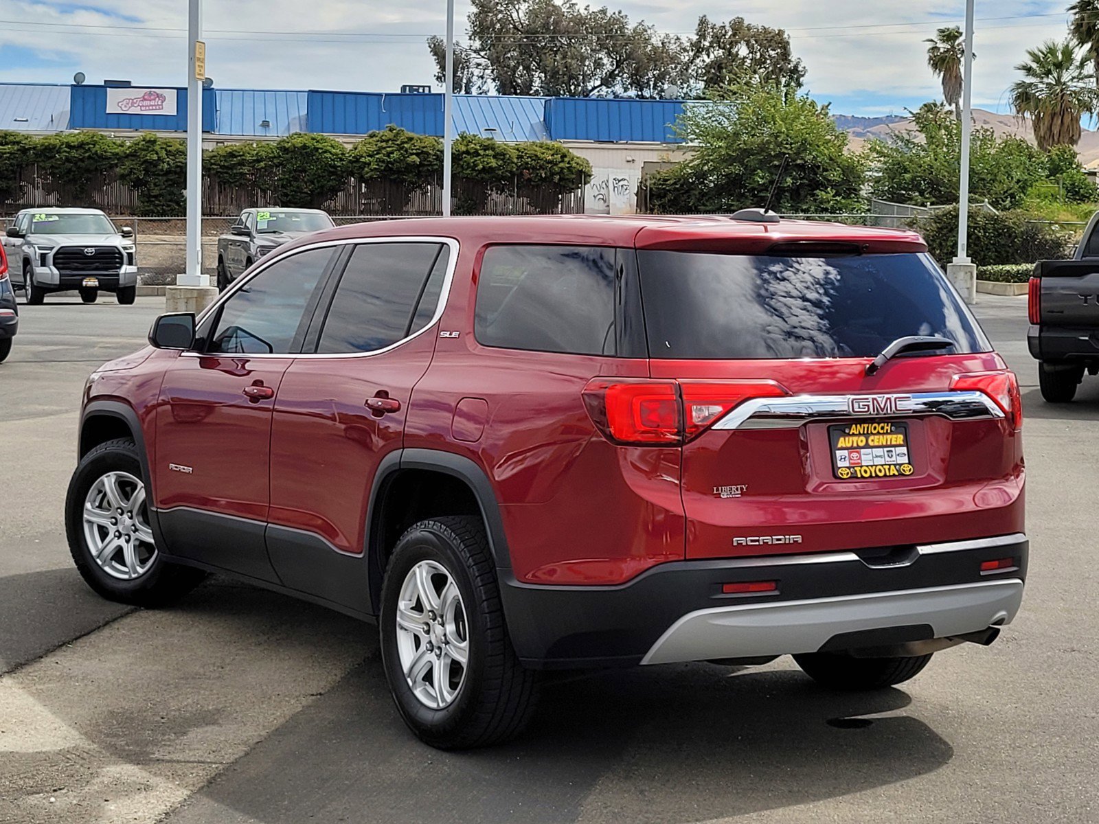 Used 2019 Red Quartz Tintcoat GMC SLE image 6