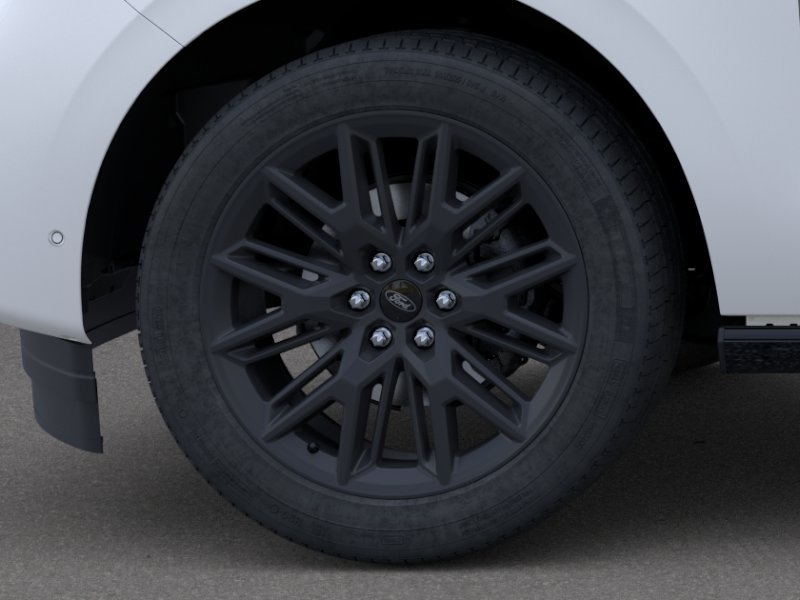 New 2026 Star White Metallic Tri-Coat Ford Platinum® image 19