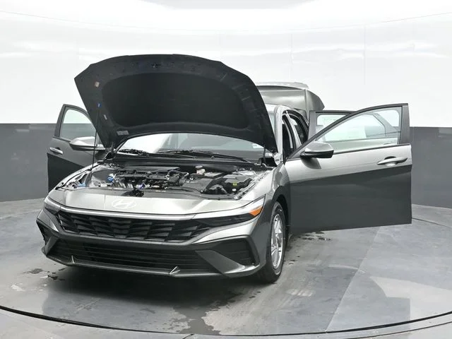 New 2026 Gray Hyundai SE image 30
