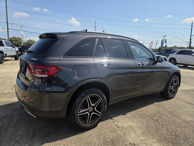 Used 2022 Graphite Grey Metallic Mercedes-Benz GLC 300 image 4