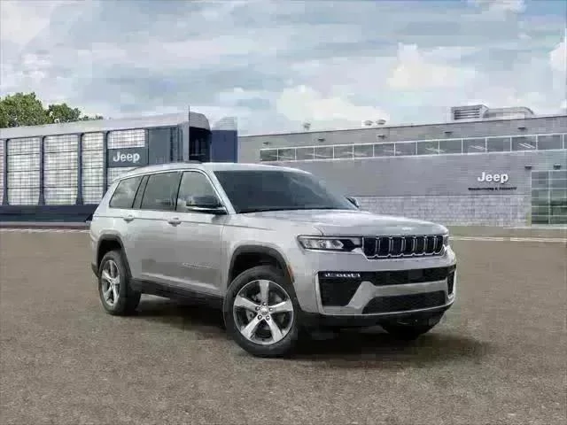 New 2026 Silver Zynith Exterior Paint Jeep Limited image 3