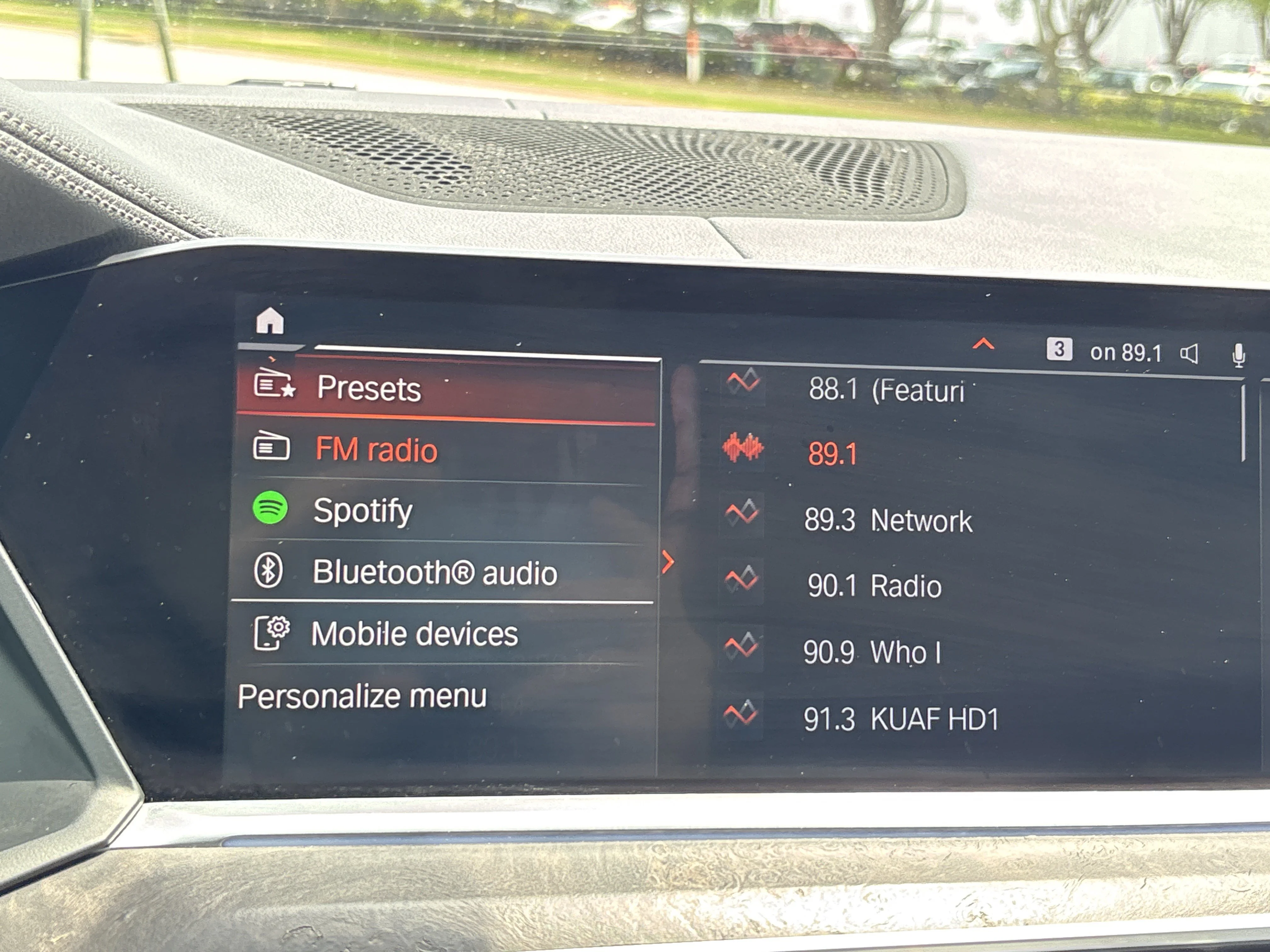 Used 2023 Dark Graphite Metallic BMW xDrive40i AWD image 38