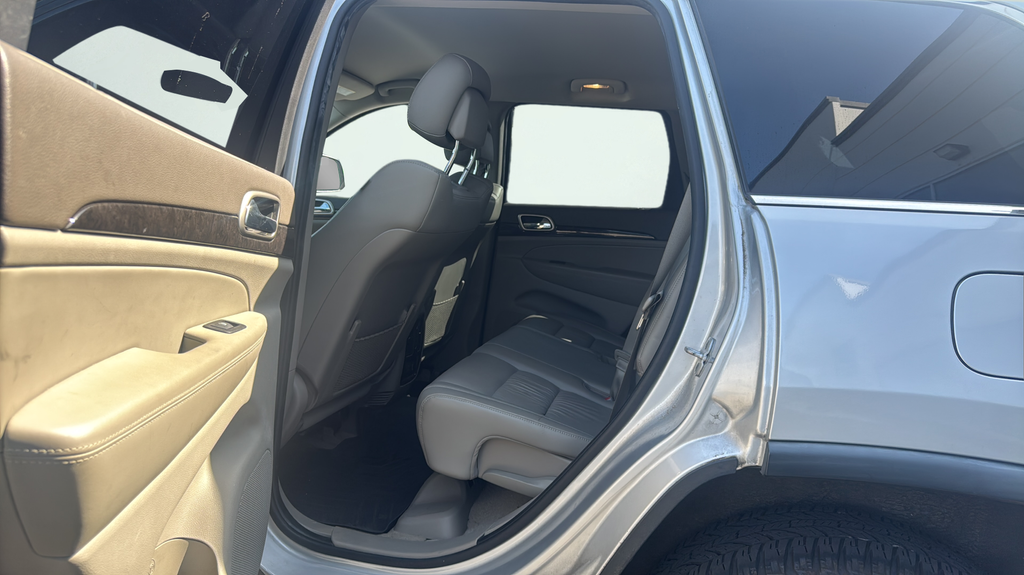 Used 2011 Silver Jeep Laredo image 14